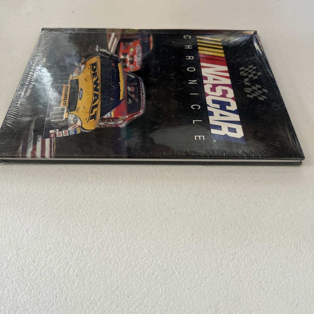 NASCAR Chronicle by Greg Fielden 2006 Hardcover - Picture 4 of 6